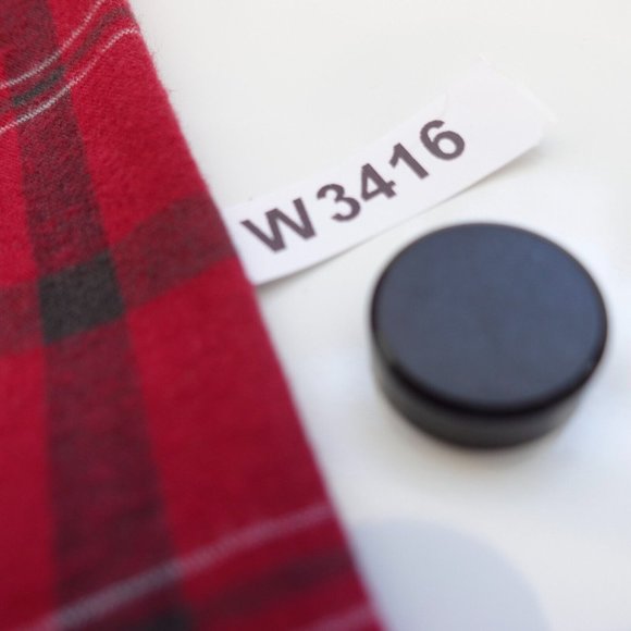 Boston Traders Shirt Womens Medium Red Cotton Plaid Top Windowpane Classiccore - Picture 9 of 9